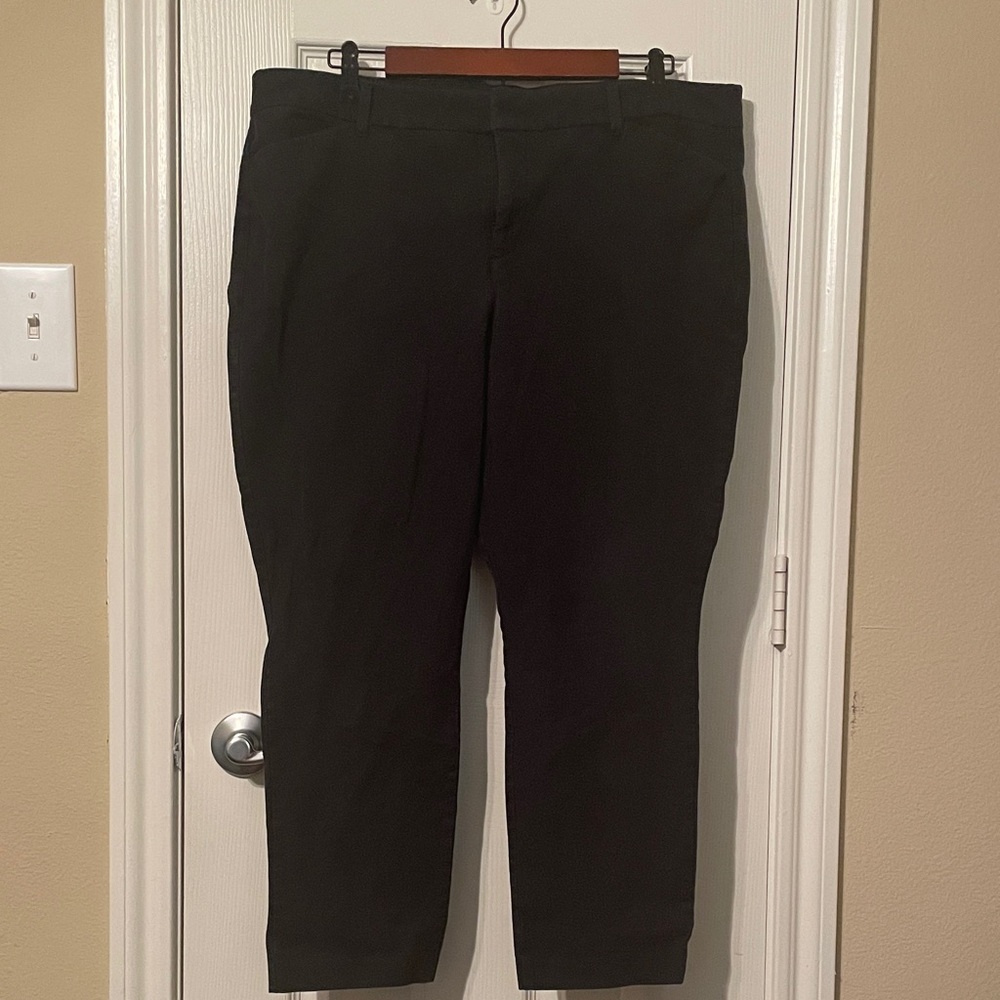 Old Navy Women's Black Skinny Pants